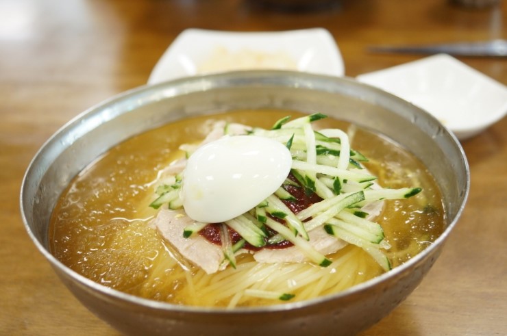 오직밀면 이미지