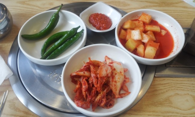 황토 감자탕 이미지