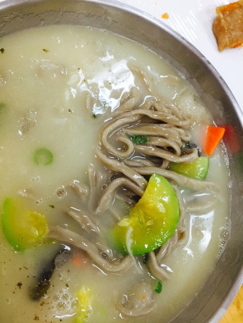 웅이칼국수 이미지