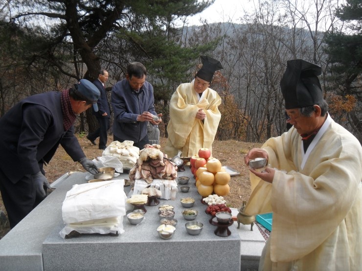 가족만찬 이미지