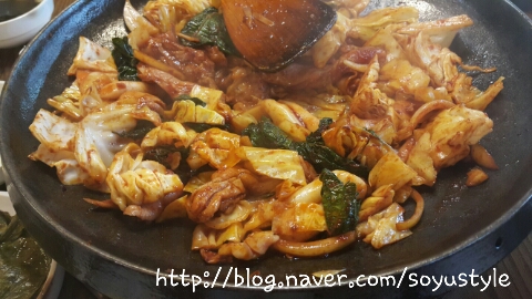 춘천무쇠닭갈비유황오리 이미지