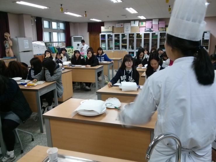 글로리아제과 이미지