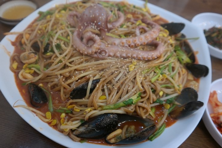 들향기칼국수 이미지