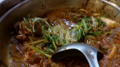 춘천닭갈비vs양푼이김치찌개 이미지