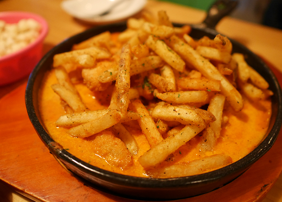 마녀치킨 이미지