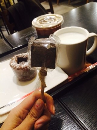 커피퐁당 이미지