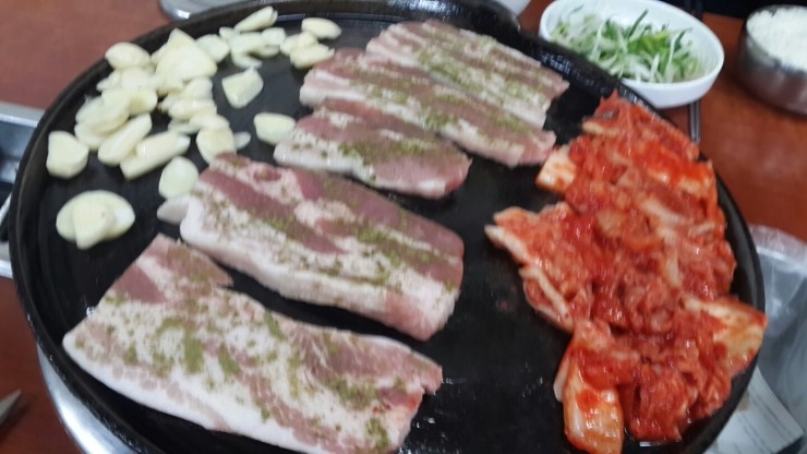 장터삼겹살 이미지