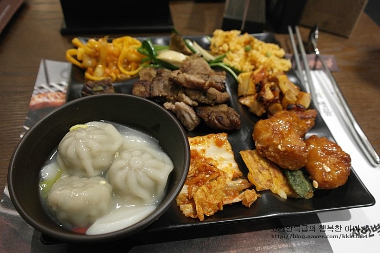 자연맛한식부페 이미지