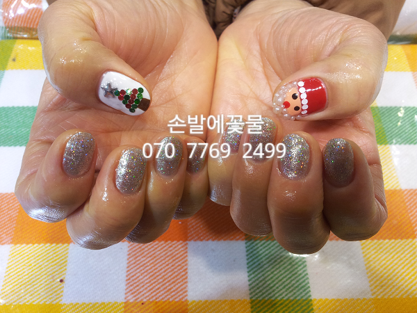 손발에꽃물 이미지