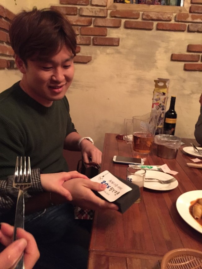 소년이든가위 이미지