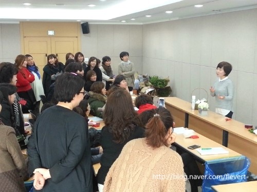 손지윤플라워 이미지