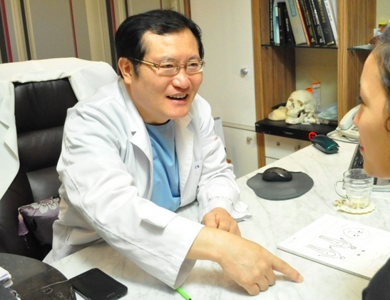 아인성형외과 이미지