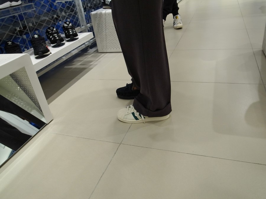 아디다스롯데월드몰 이미지