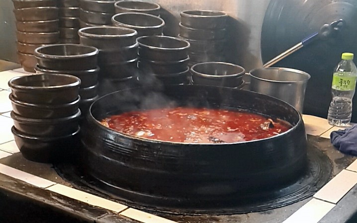 장터가마솥국밥 이미지