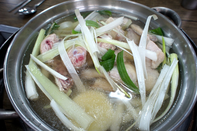 공릉동닭한마리 이미지