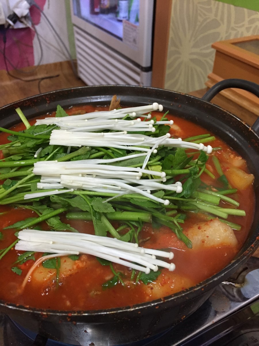 민물매운탕 이미지
