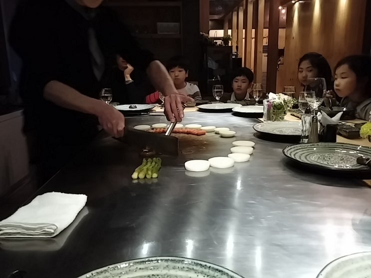 가족만찬 이미지