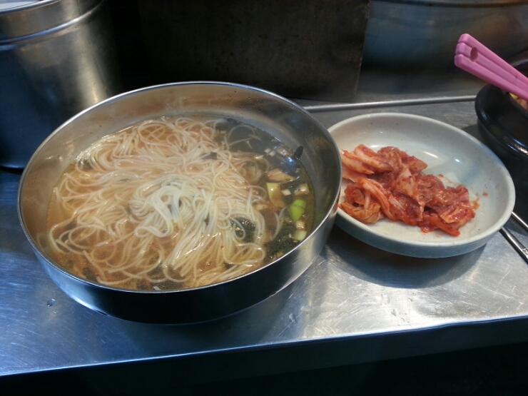 잔치국수집 이미지