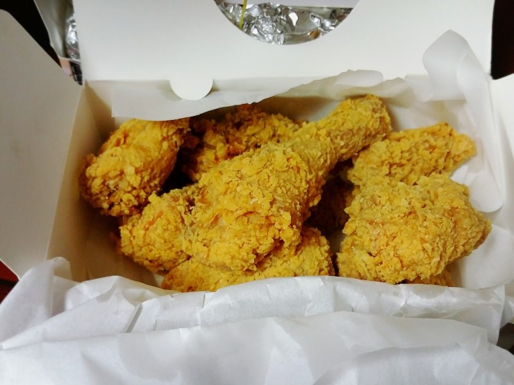 충만치킨 이미지