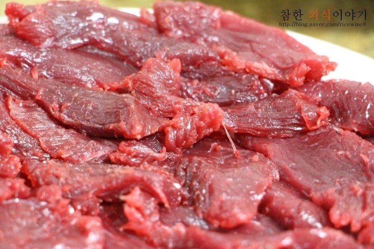 우아한뭉티기 이미지