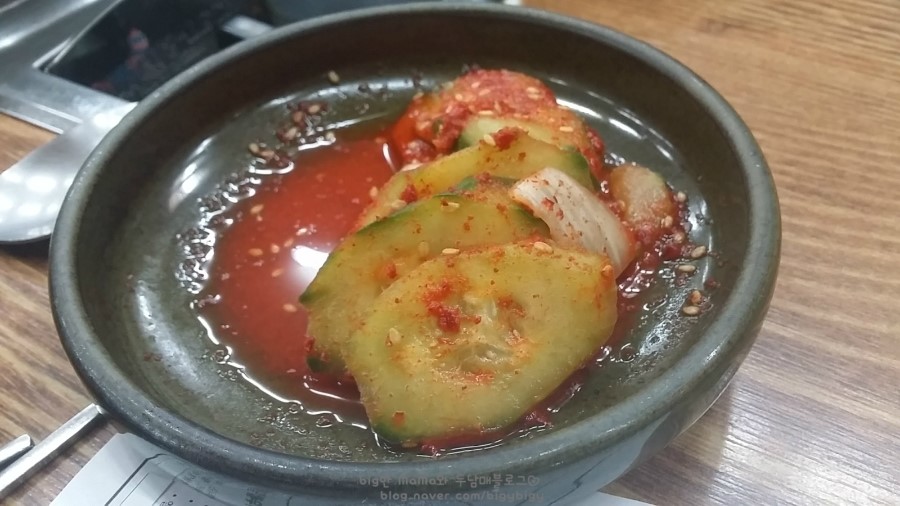 통묵은지 감자탕 이미지