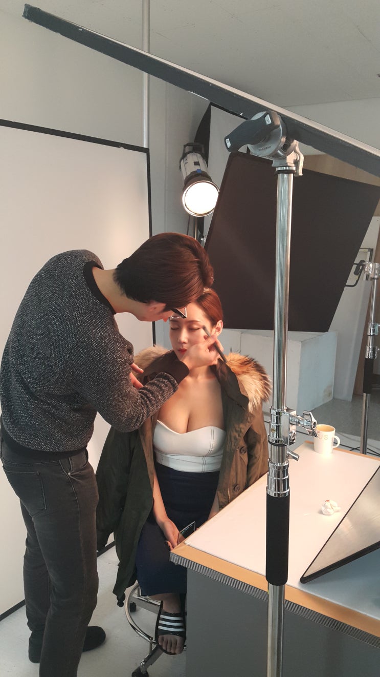 트라이컴즈 이미지