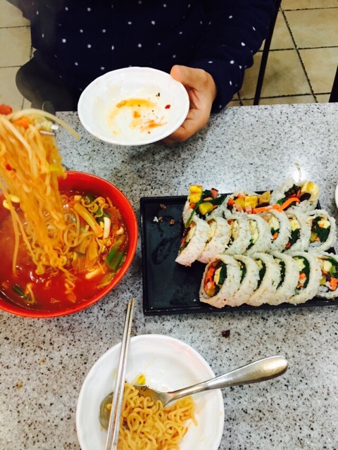 참못난이김밥 이미지