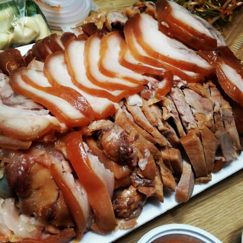 신흥왕족발 이미지