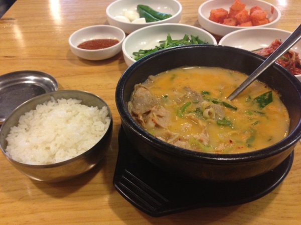 촌놈돼지국밥 이미지