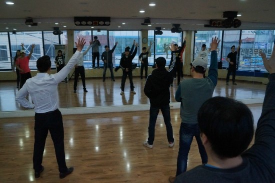 행복한댄스스쿨 이미지