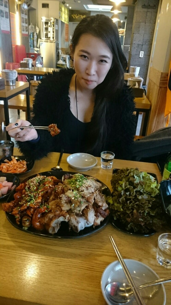 불불이족발 이미지