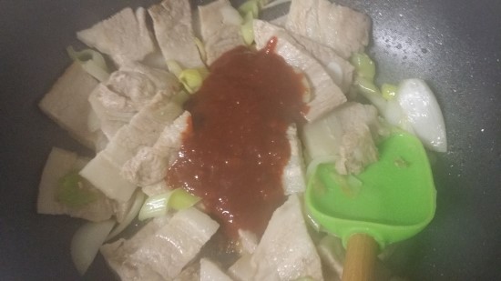 흥분돼지 이미지