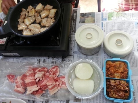 삼겹살구워서 이미지