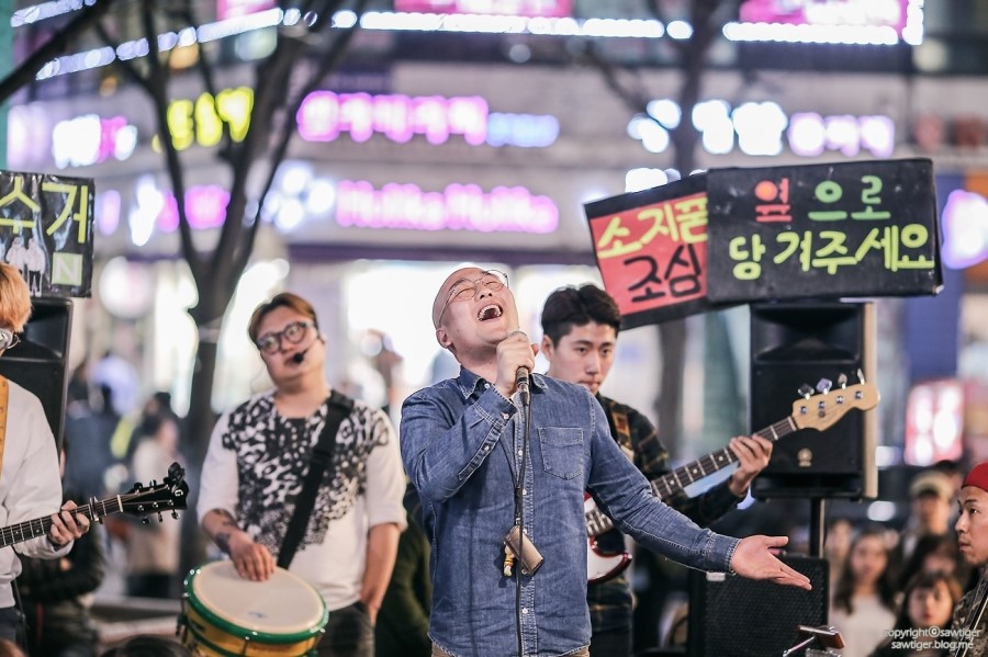 만석꾼들 이미지