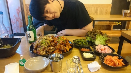 불불이족발 이미지