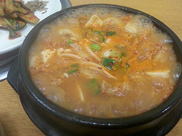 또올레묵은지찌개손칼국수 이미지