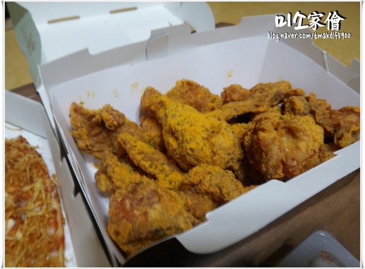 비에치씨치킨피자 이미지
