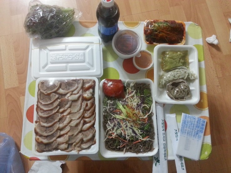 할매보쌈왕족발 이미지