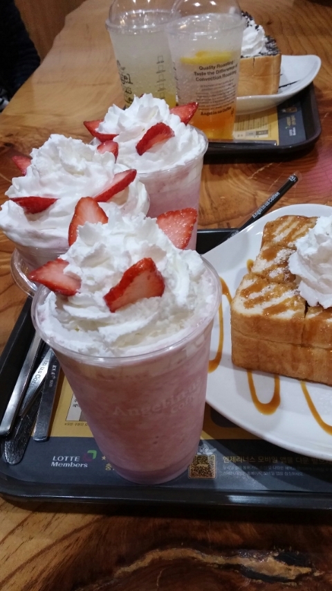 엔제리너스조촌점 이미지