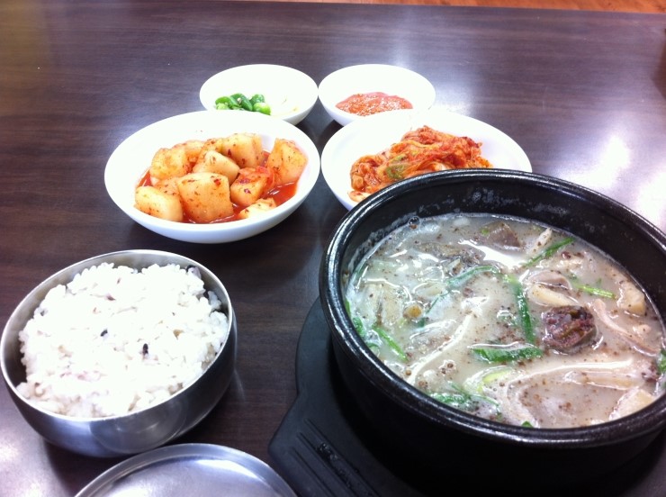 병천순대 왕족발 이미지
