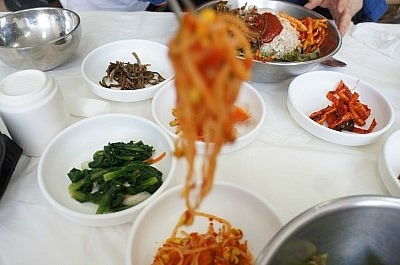 양푼이보리밥 이미지