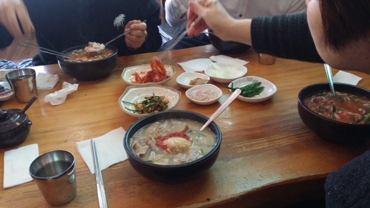 부산돼지국밥 이미지