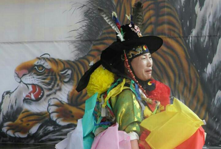 이명한한복 이미지