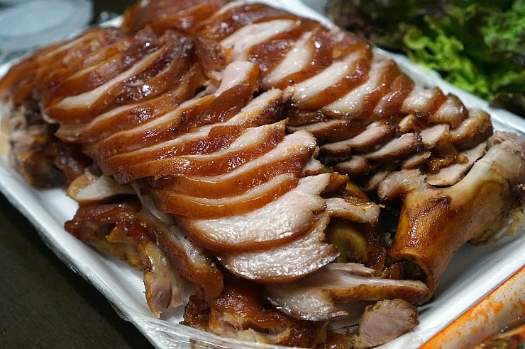 사또통족발 이미지