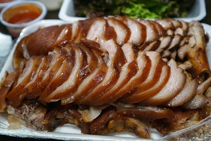 사또통족발 이미지