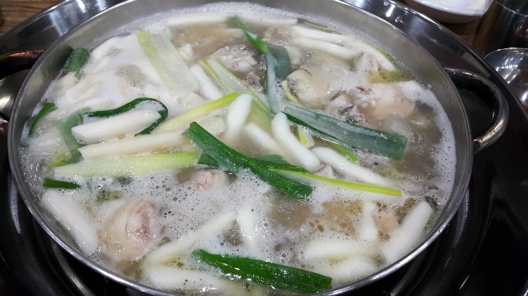 샘골닭한마리칼국수 이미지