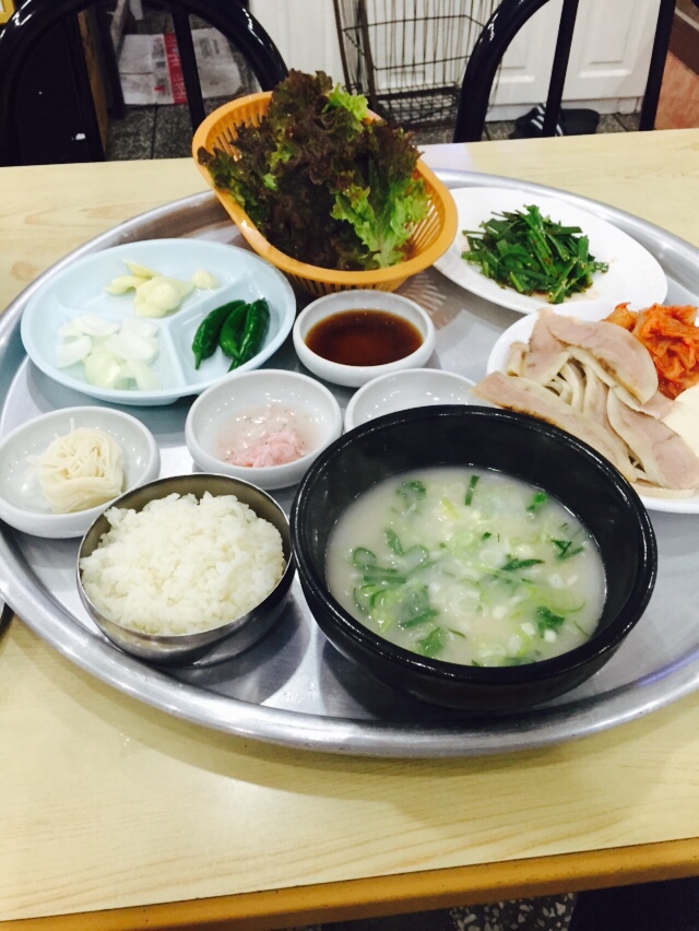 영진돼지국밥 이미지
