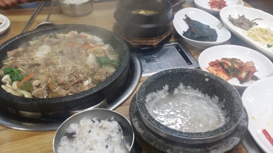 진주돌솥밥 이미지