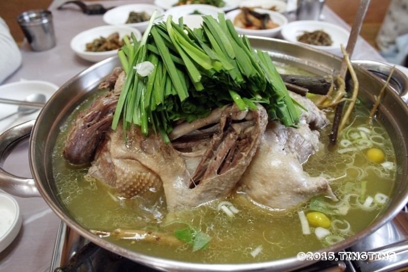 산골백숙 이미지
