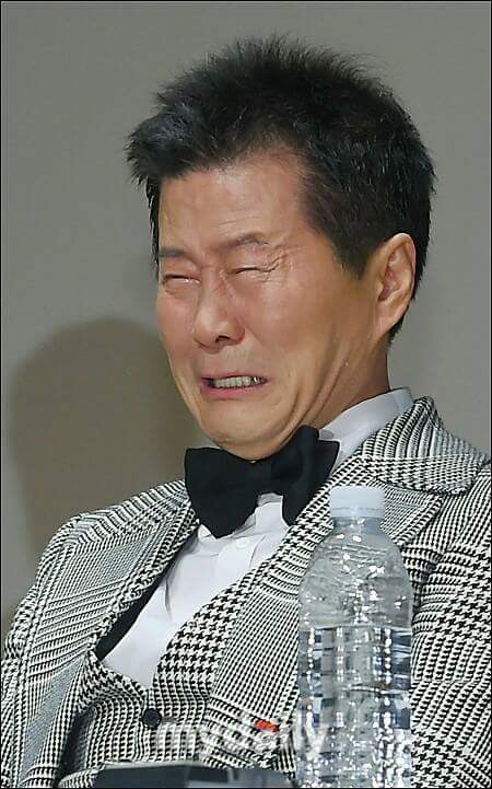 불로만치킨바베큐 이미지